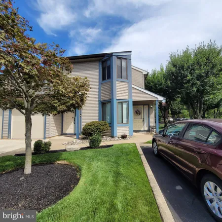 $325,000 | 801 Chesterwood Court, Marlton, NJ 08053