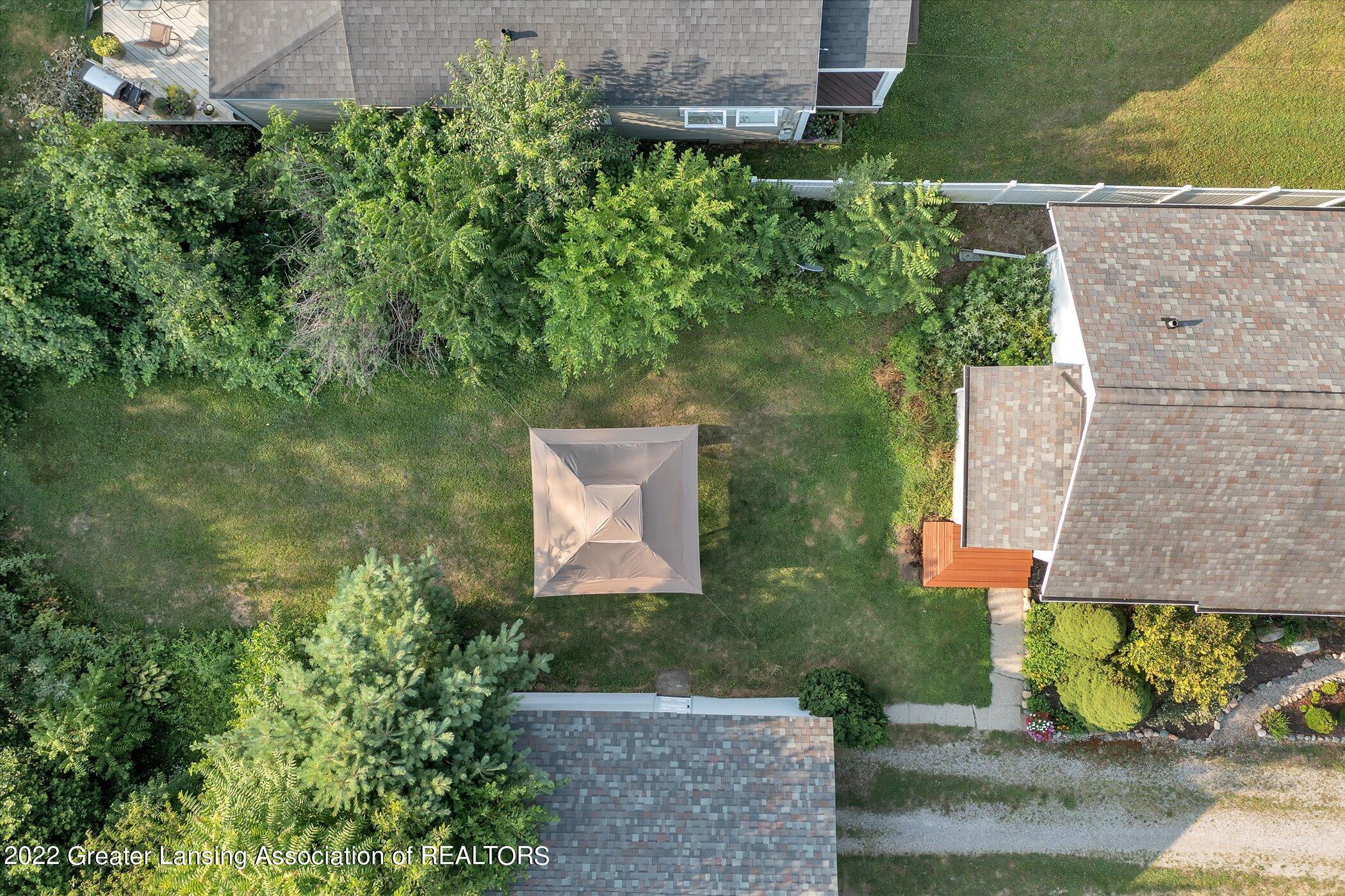 226 Renker Road Lansing, MI 48917 - Photo 23 of 34 12-226-Renker-Rd-WindowStill-Real-Estate