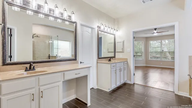 $3,095 | 706 Grove Bend, San Antonio, TX 78253