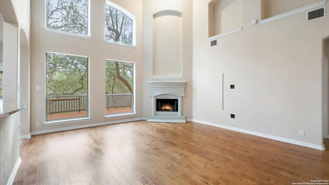 $3,095 | 706 Grove Bend, San Antonio, TX 78253