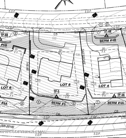 a picture of a bench