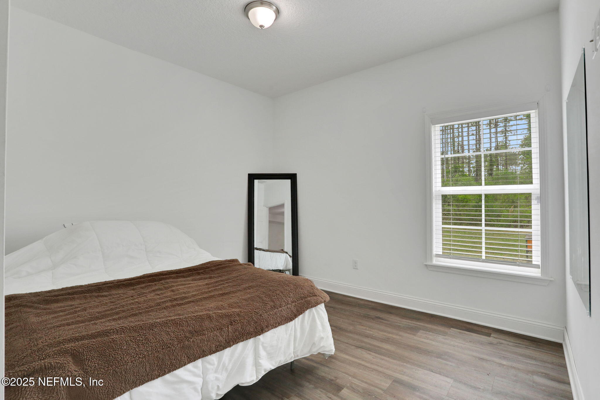 56041 Griffin Road Callahan, FL 32011 - Photo 33 of 49 32 Third Bedroom