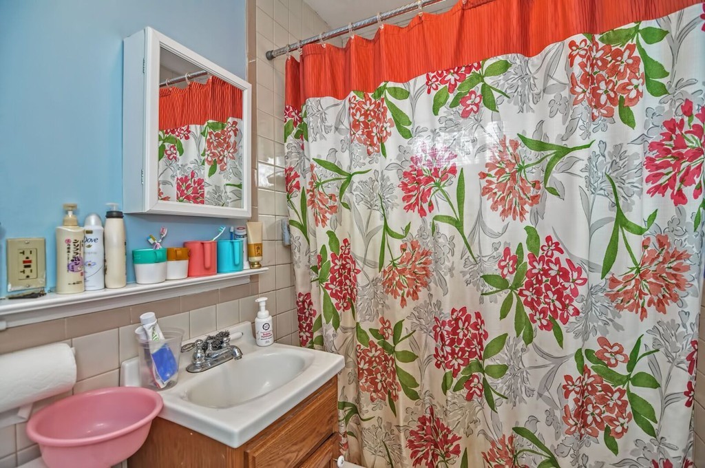 21 Ridgeway Street Quincy, MA 02170 - Photo 15 of 24 Gallery Image 15
