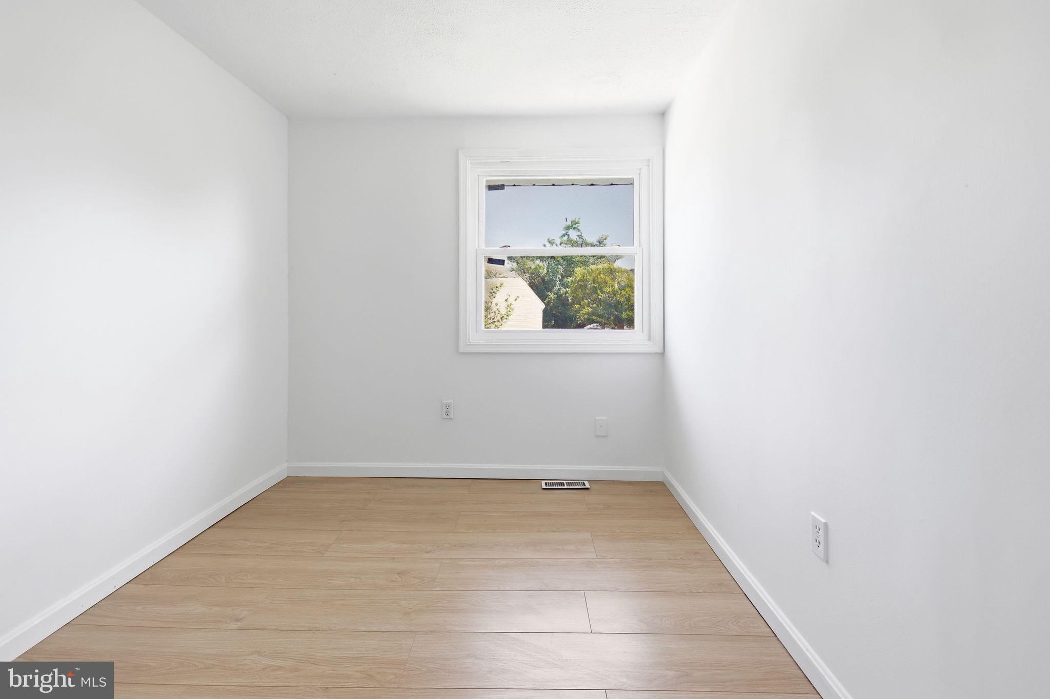 139 Shellcove Road Pasadena, MD 21122 - Photo 18 of 23 Gallery Image 18