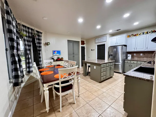 a view of a backyard with green space