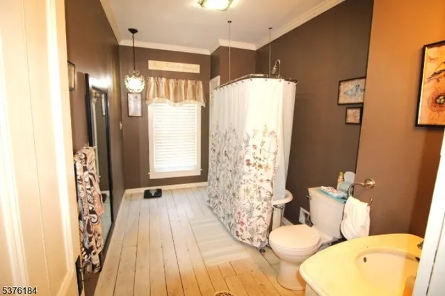 $399,000 | 42 Main Street, Hampton, NJ 08827