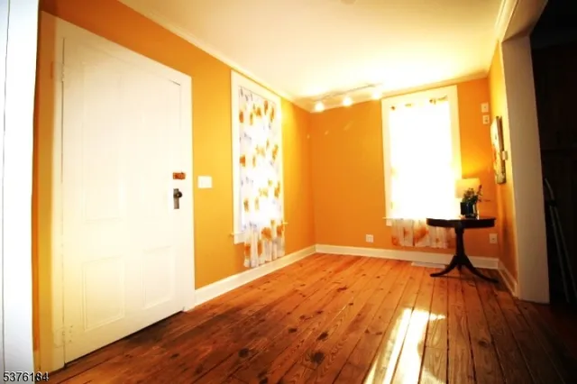 $399,000 | 42 Main Street, Hampton, NJ 08827