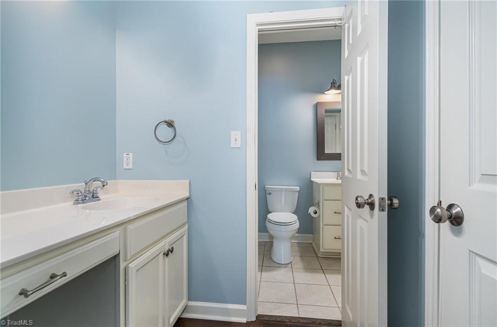 339 Old Burkhart Road Lexington, NC 27292 - Photo 22 of 39 Private vanity in 2nd BR has additional linen closet and adjoins hall bath. Great for teens, live in parents, or house guests!