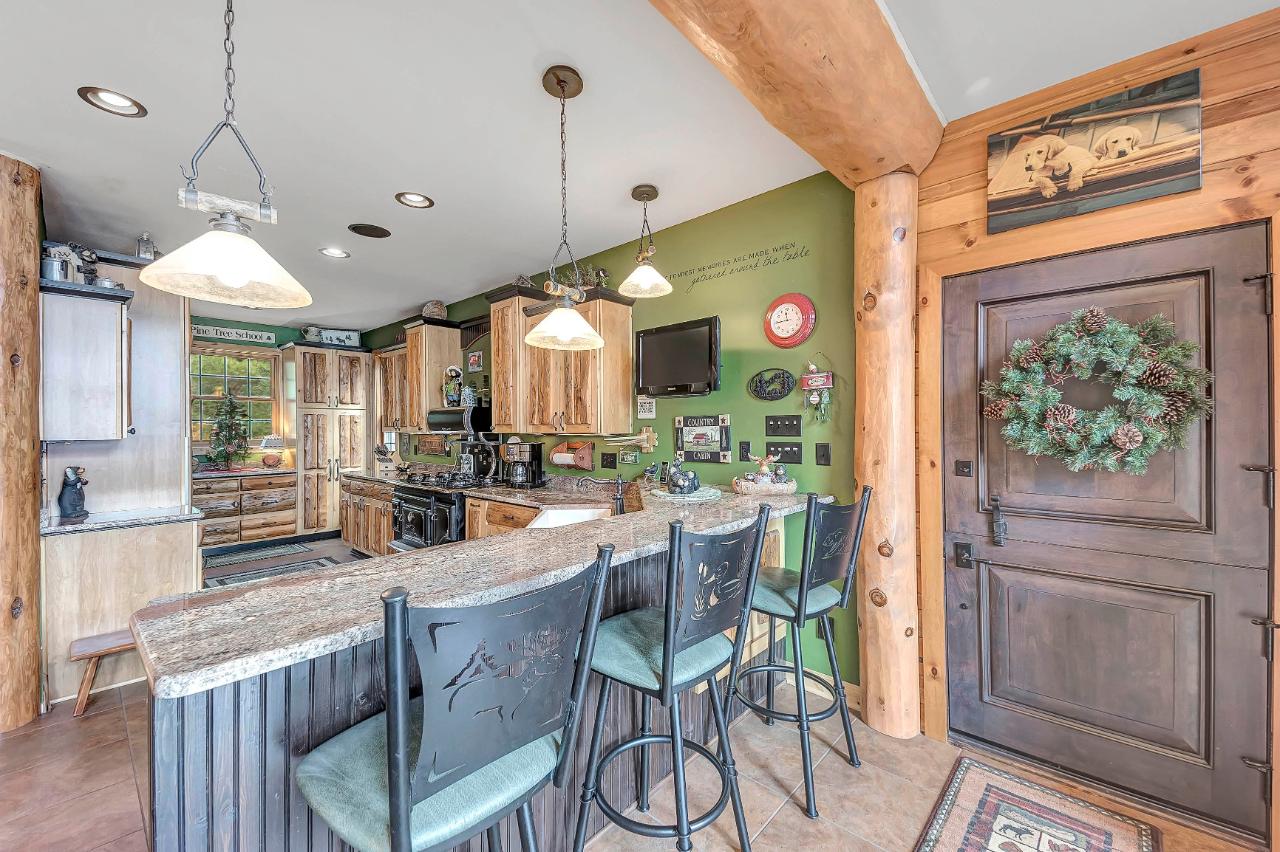 5321 Dam Lake Road Eagle River, WI 54521 - Photo 10 of 79 Gallery Image 10