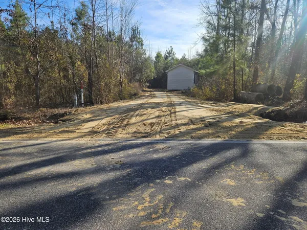 $90,000 | 421 Riverneck Road, Columbia, NC 27925