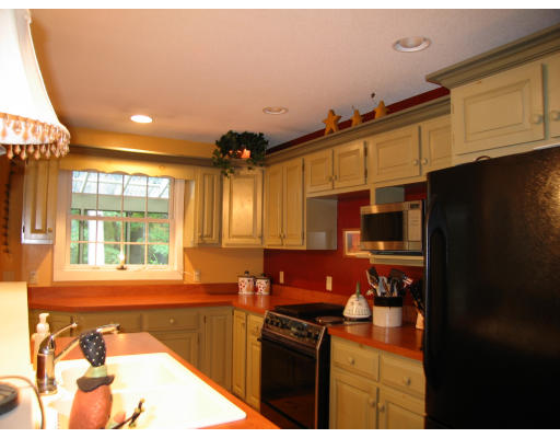 72 Rondeau Street Palmer, MA 01069 - Photo 12 of 19 Gallery Image 12