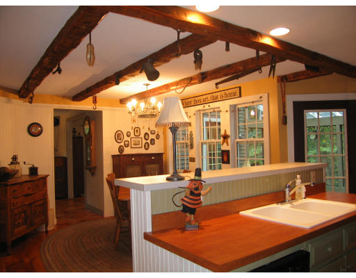 72 Rondeau Street Palmer, MA 01069 - Photo 10 of 19 Gallery Image 10
