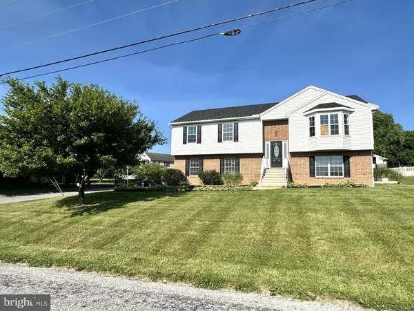 $339,900 | 950 Trinity Road, Felton, PA 17322