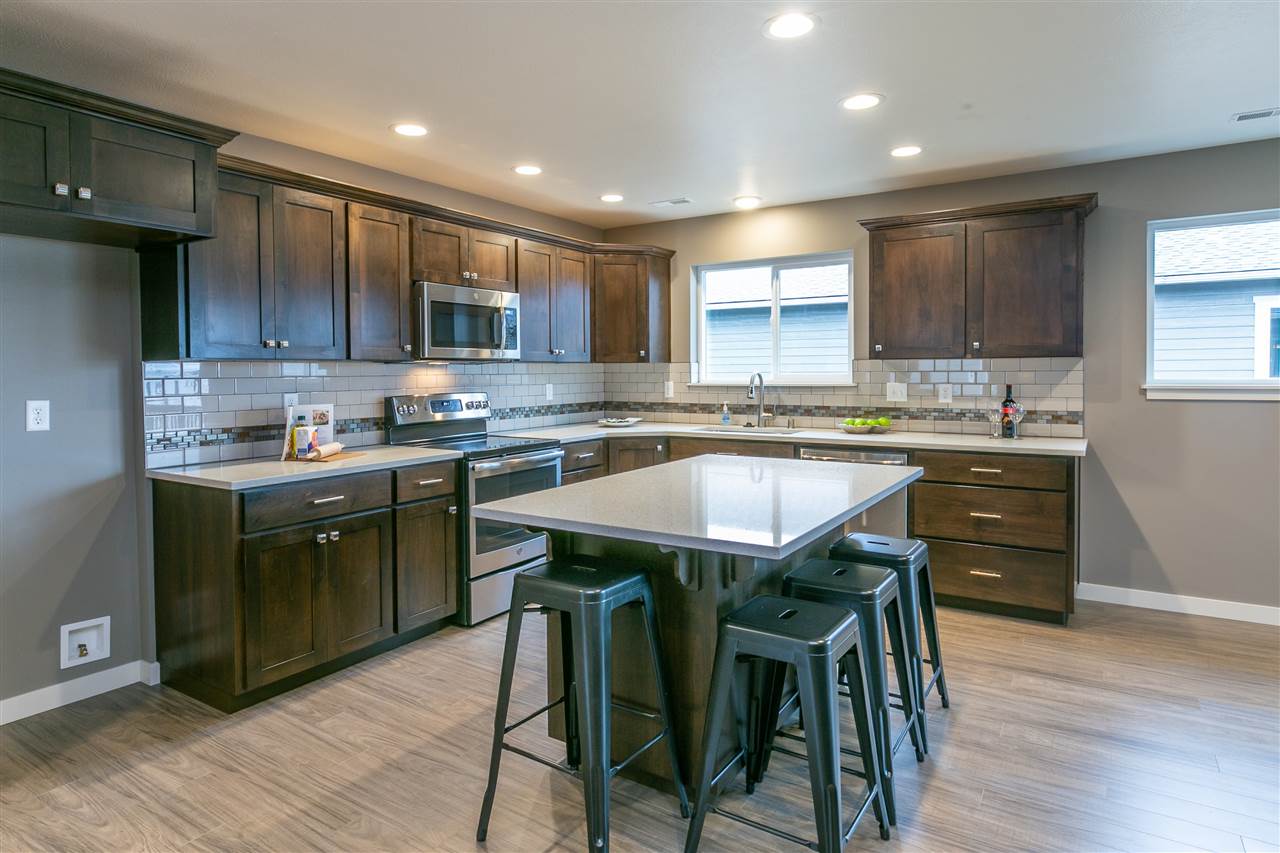 2818 North Park Road Spokane Valley, WA 99212 - Photo 4 of 15