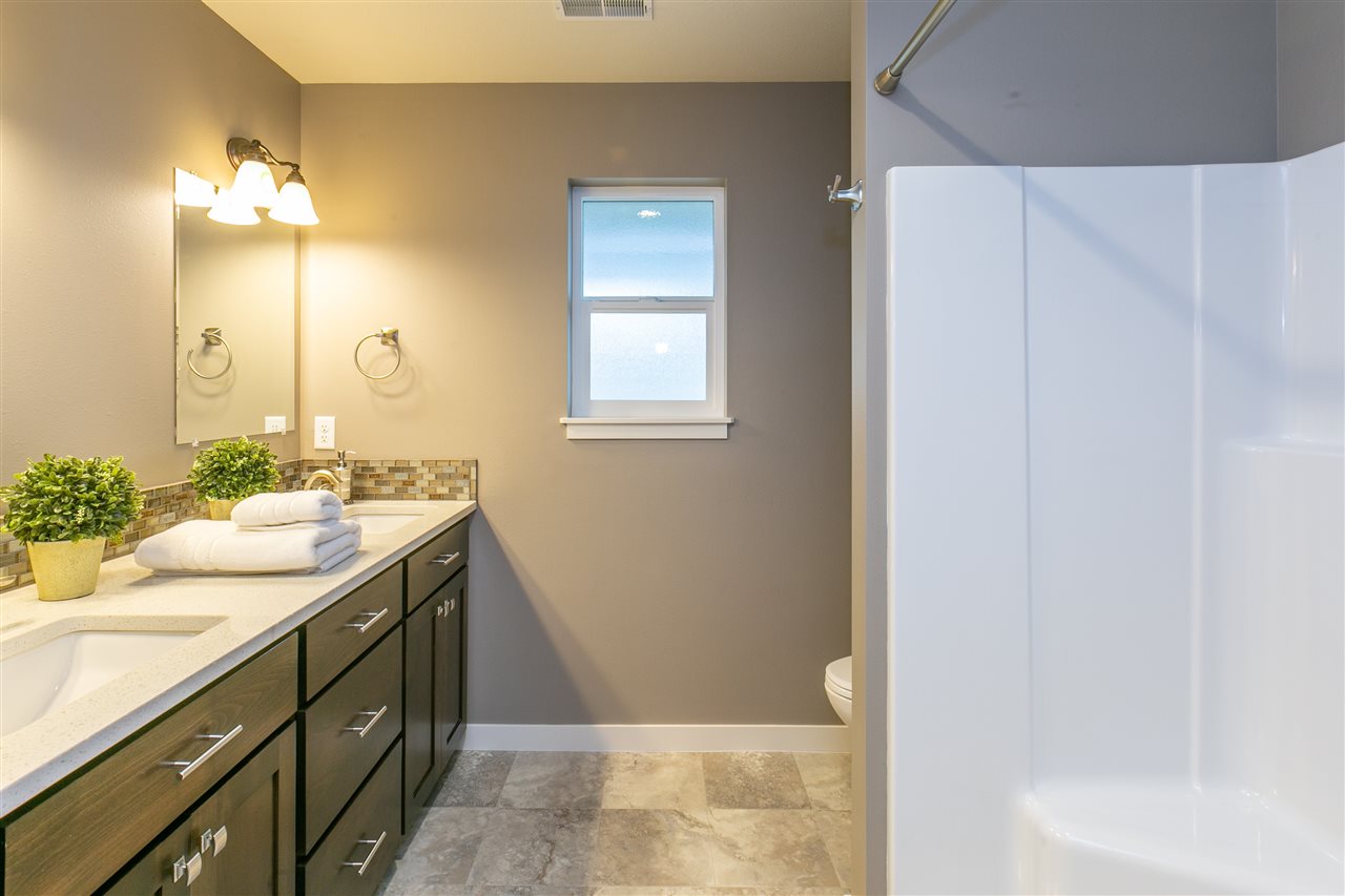 2818 North Park Road Spokane Valley, WA 99212 - Photo 9 of 15