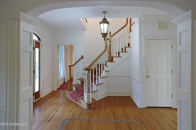 $425,000 | 406 Roses Bluff Drive, Madison, MS 39110