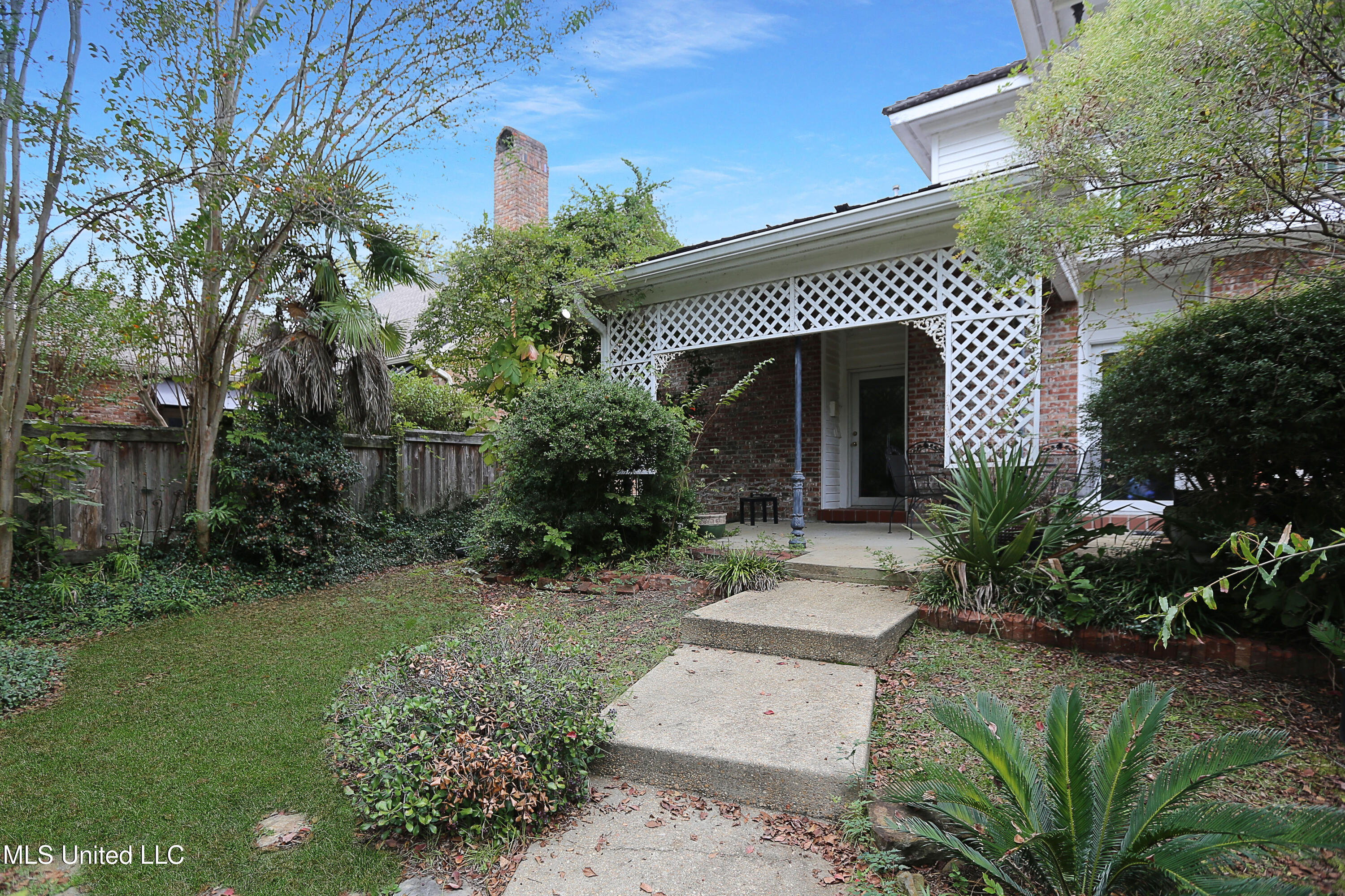 406 Roses Bluff Drive Madison, MS 39110 - Photo 3 of 32 406 Roses Bluff Dr - 29