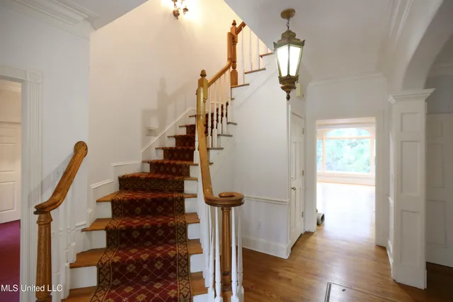 $425,000 | 406 Roses Bluff Drive, Madison, MS 39110