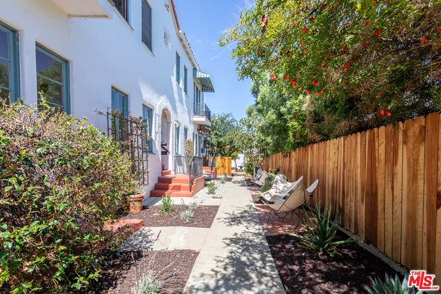 $875,000 | 1174 North Westmoreland Avenue, Los Angeles, CA 90029