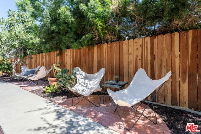 $875,000 | 1174 North Westmoreland Avenue, Los Angeles, CA 90029