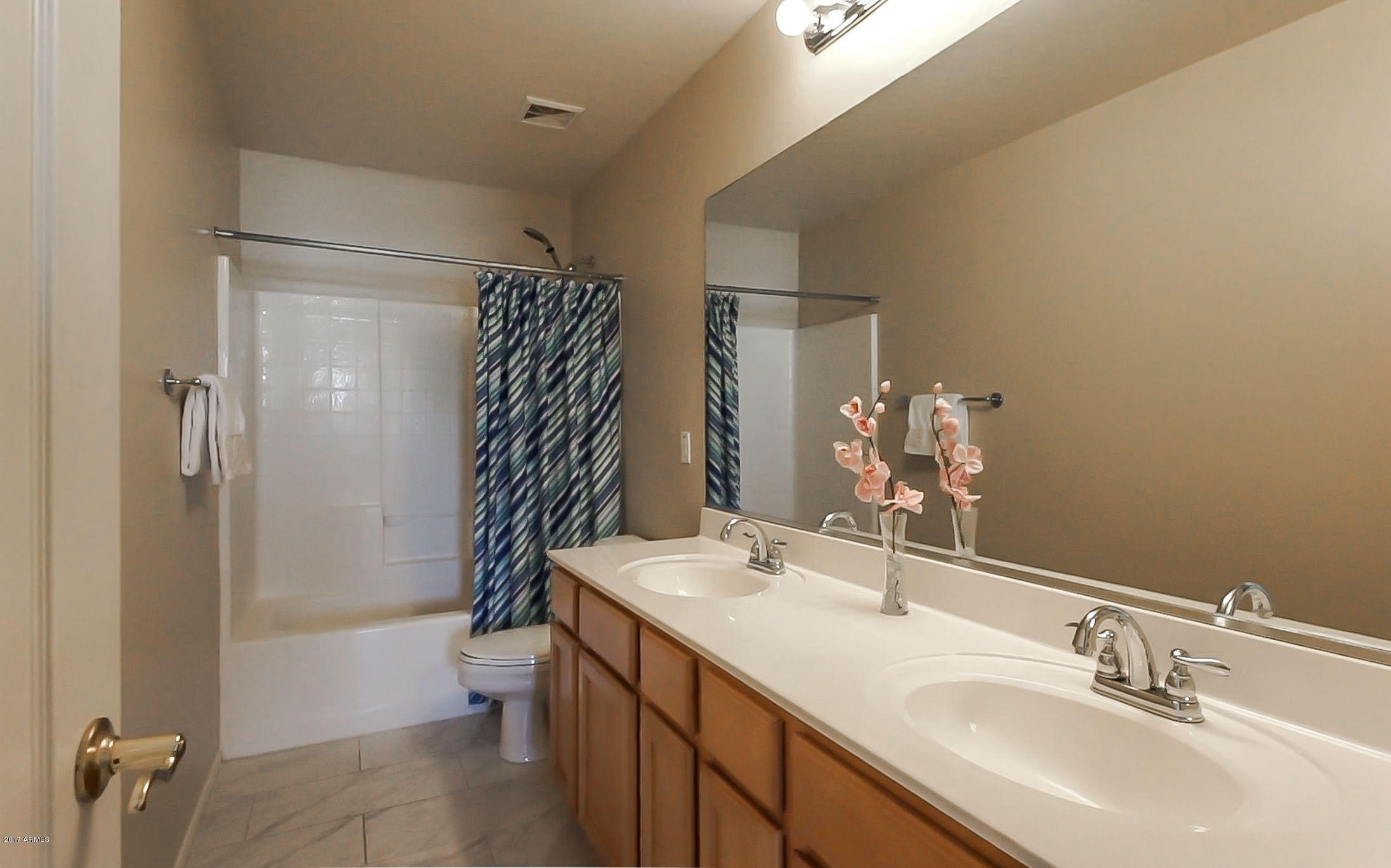 3785 East Diamond Road Gilbert, AZ 85297 - Photo 46 of 57 145-Upper_Bathroom