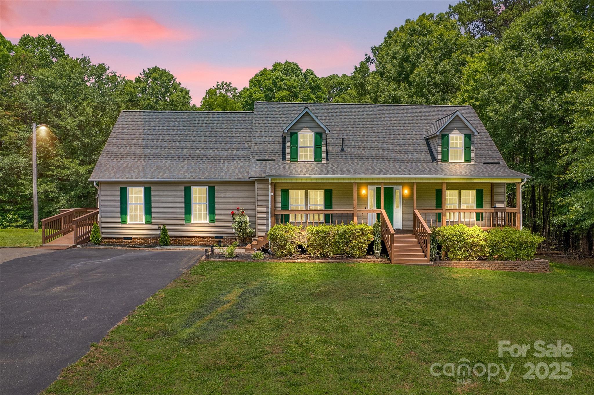 8632 Island Point Road Sherrills Ford, NC 28673 - Photo 1 of 41 Gallery Image 1