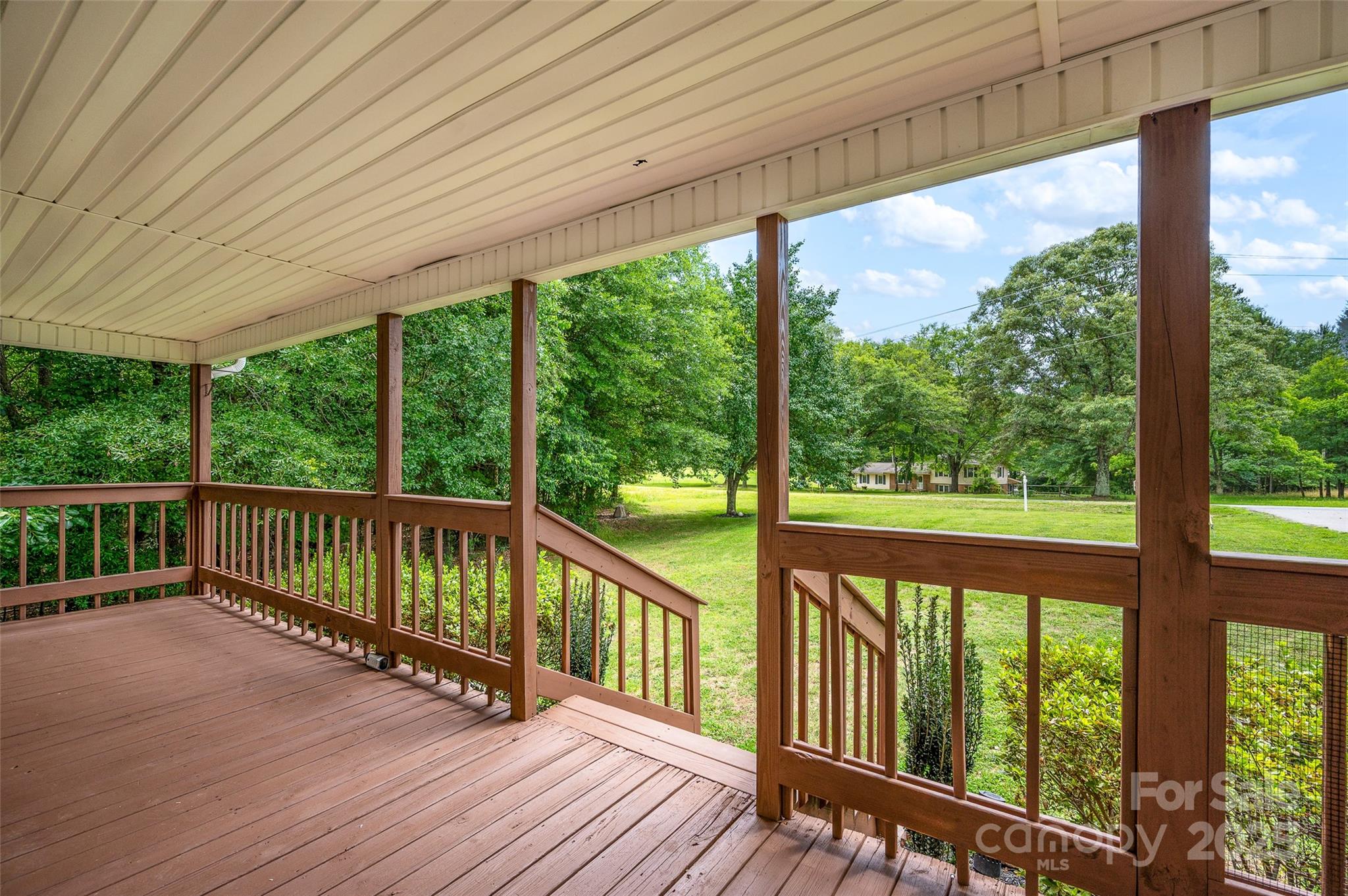 8632 Island Point Road Sherrills Ford, NC 28673 - Photo 5 of 41 Gallery Image 5