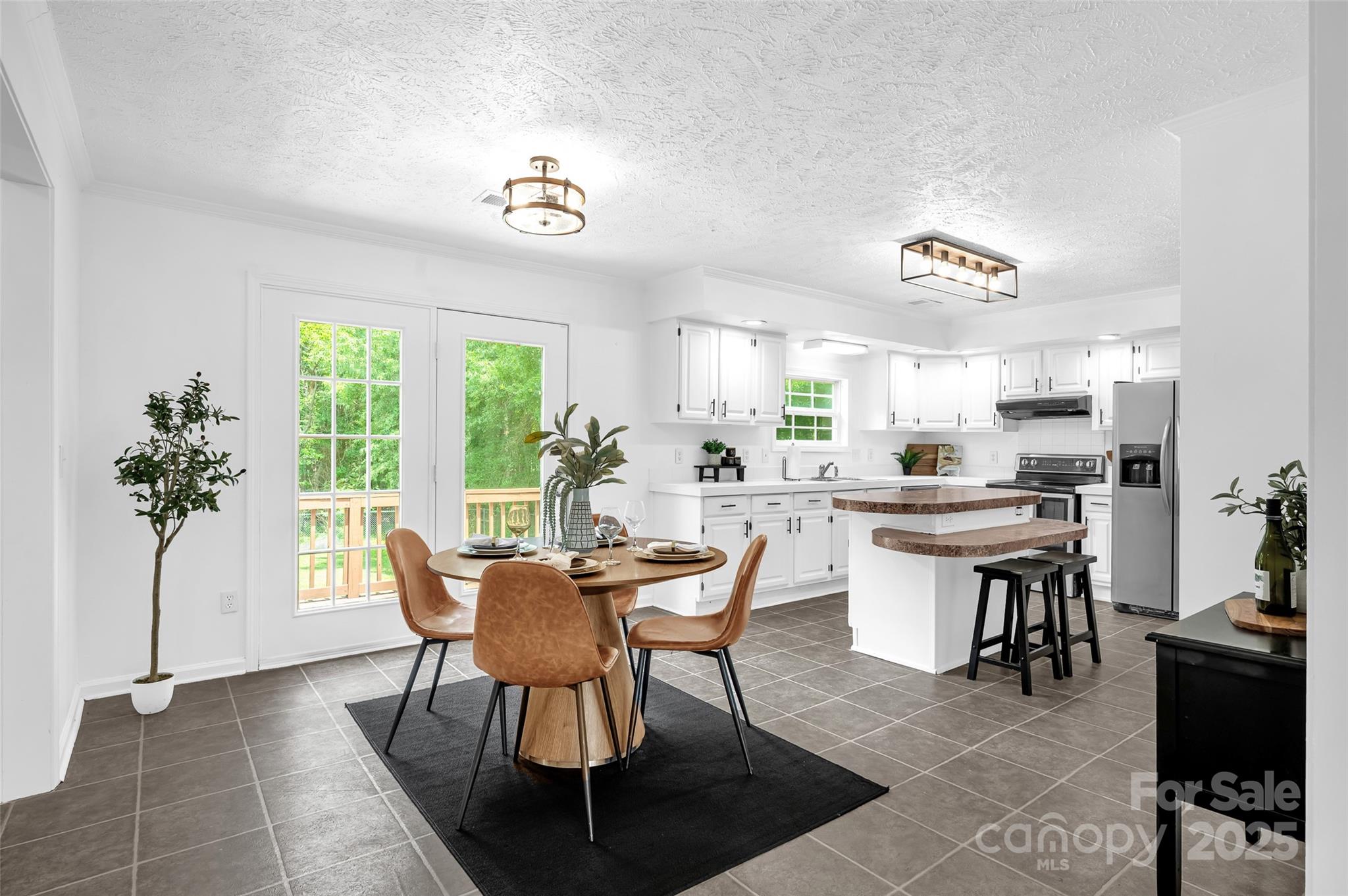 8632 Island Point Road Sherrills Ford, NC 28673 - Photo 9 of 41 Gallery Image 9