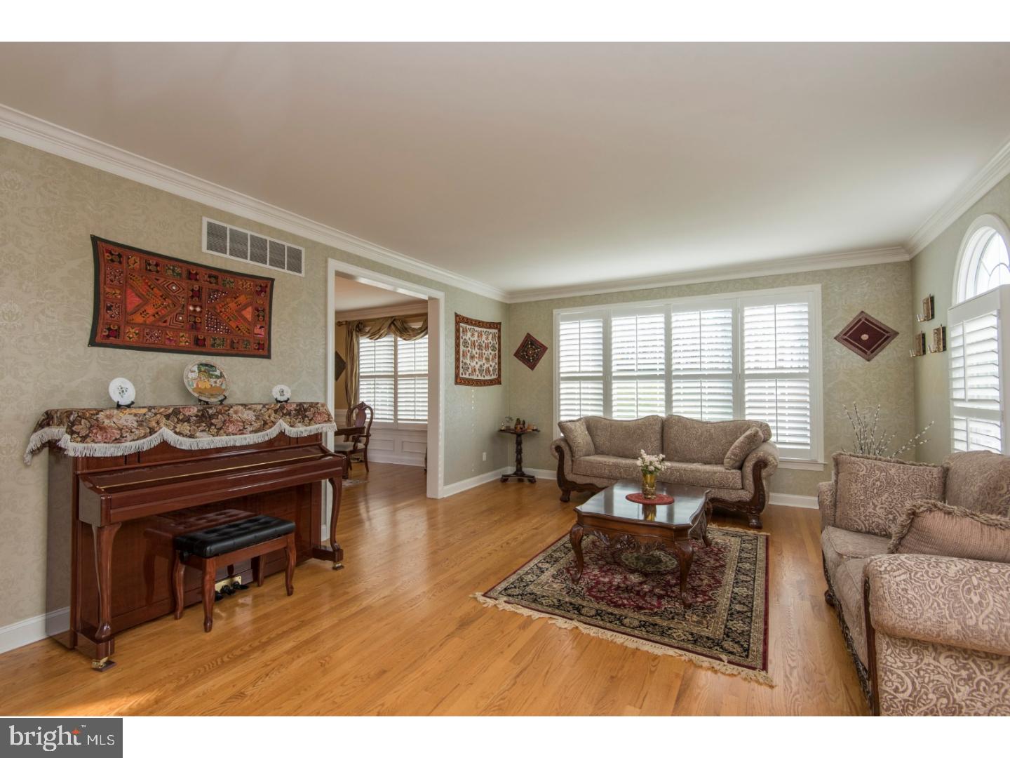 616 Newtown Road Villanova, PA 19085 - Photo 7 of 24 Living Room