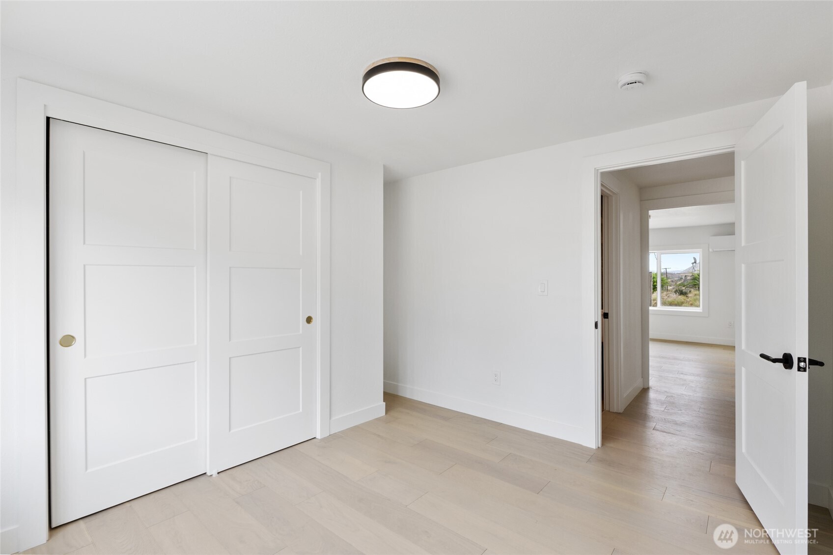 77 Diamond Street Electric City, WA 99123 - Photo 27 of 40 a view of a room with wooden floor