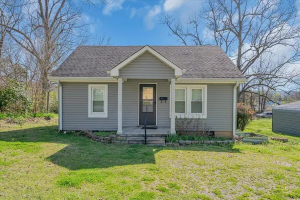 $200,000 | 120 Raulstontown Road, South Pittsburg, TN 37380
