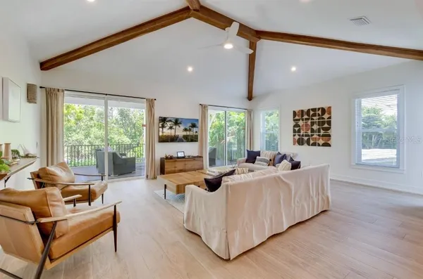 $6,950,000 | 9407 Gulf Drive, Anna Maria, FL 34216