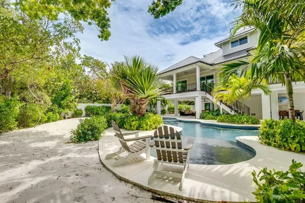 $6,950,000 | 9407 Gulf Drive, Anna Maria, FL 34216