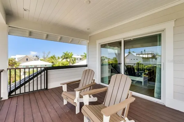 $6,950,000 | 9407 Gulf Drive, Anna Maria, FL 34216