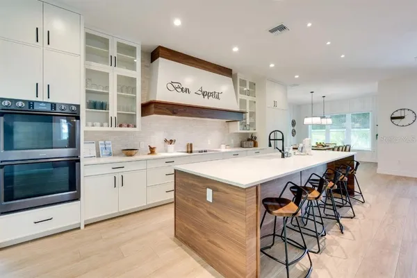 $6,950,000 | 9407 Gulf Drive, Anna Maria, FL 34216