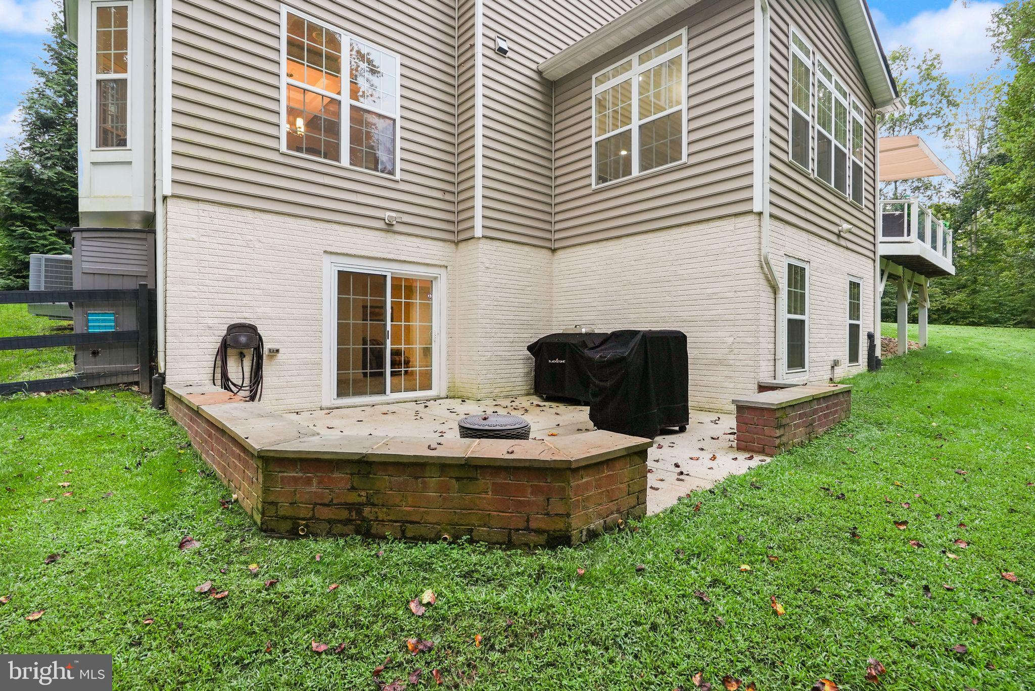 32 Pinewood Road Fredericksburg, VA 22405 - Photo 62 of 82 Back Patio.