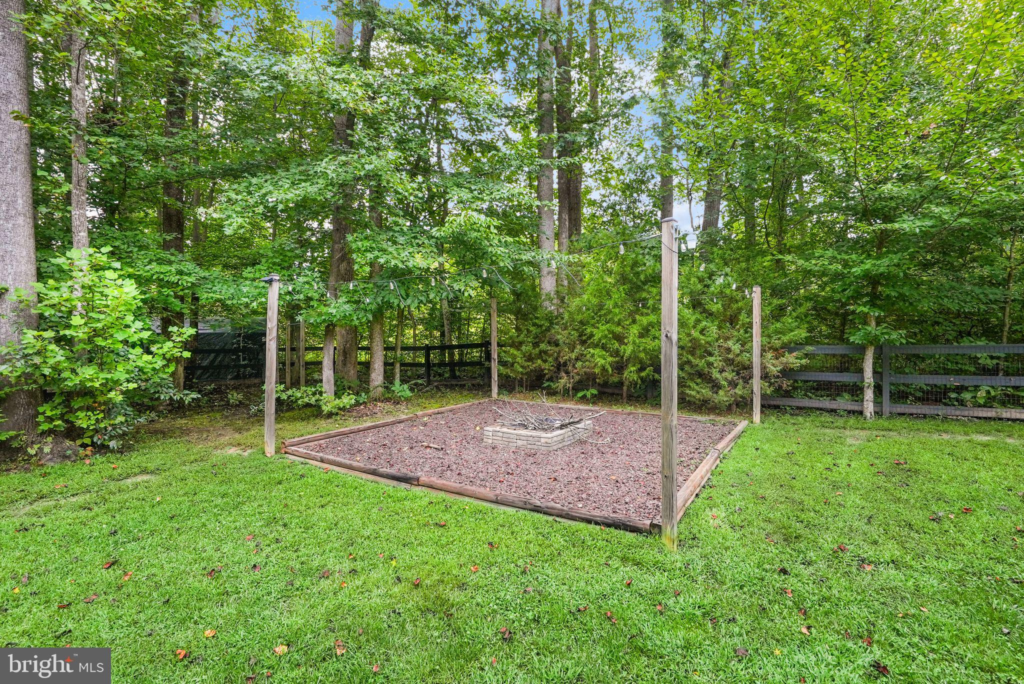 32 Pinewood Road Fredericksburg, VA 22405 - Photo 65 of 82 Fire Pit area.