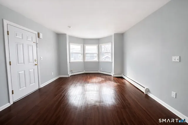 $1,450 | 230 North Main Street, Naugatuck, CT 06770