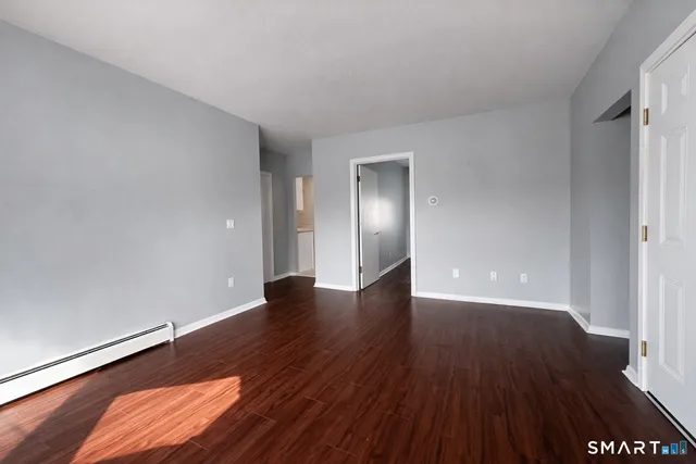 $1,450 | 230 North Main Street, Naugatuck, CT 06770