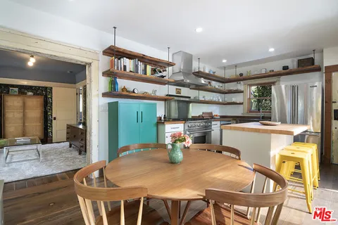 $1,550,000 | 1130 Electric Avenue, Venice, CA 90291