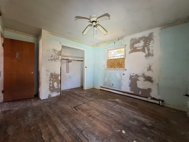 wooden floor in an empty room