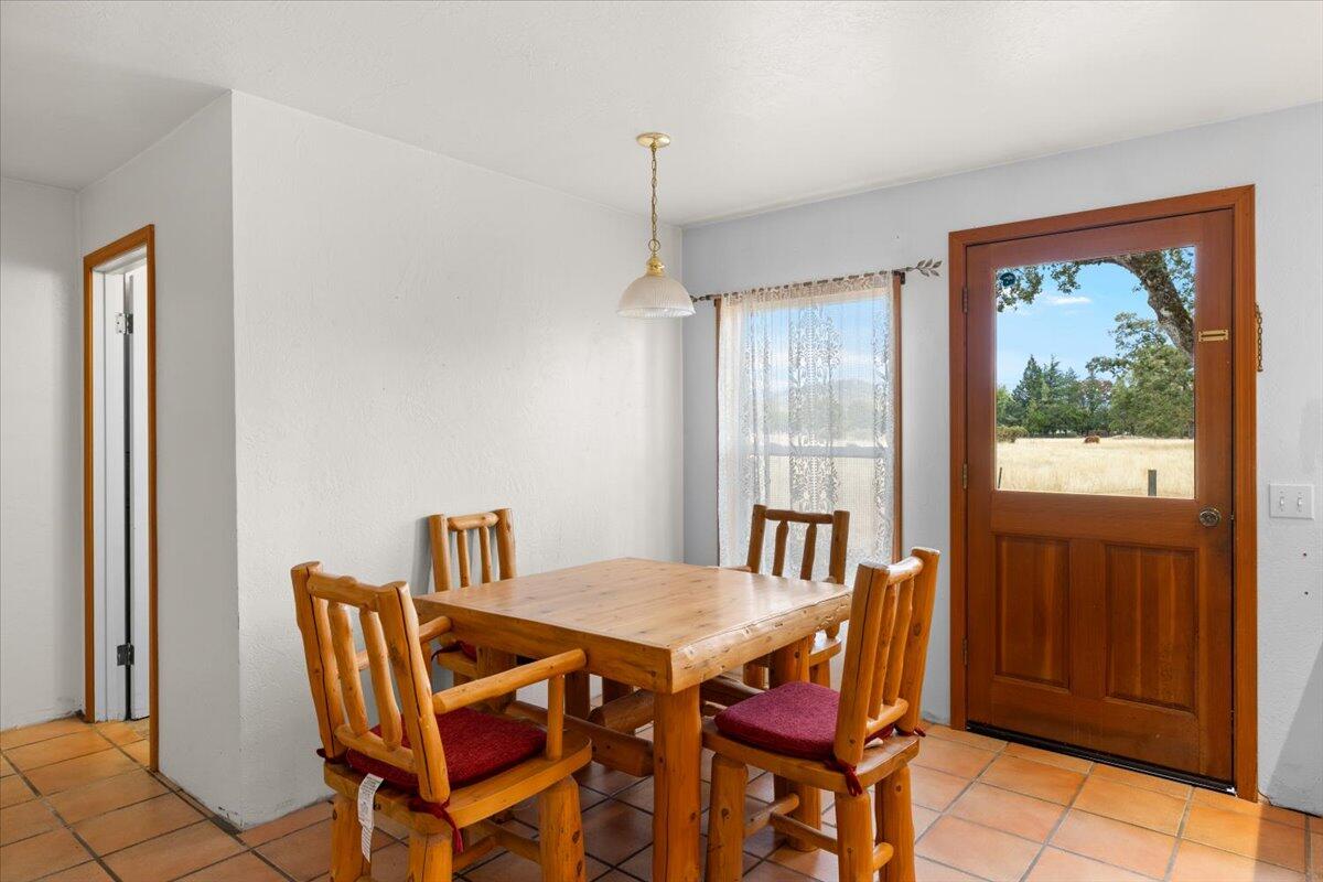 4506 Dodge Road White City, OR 97503 - Photo 20 of 38 17-CI_7242