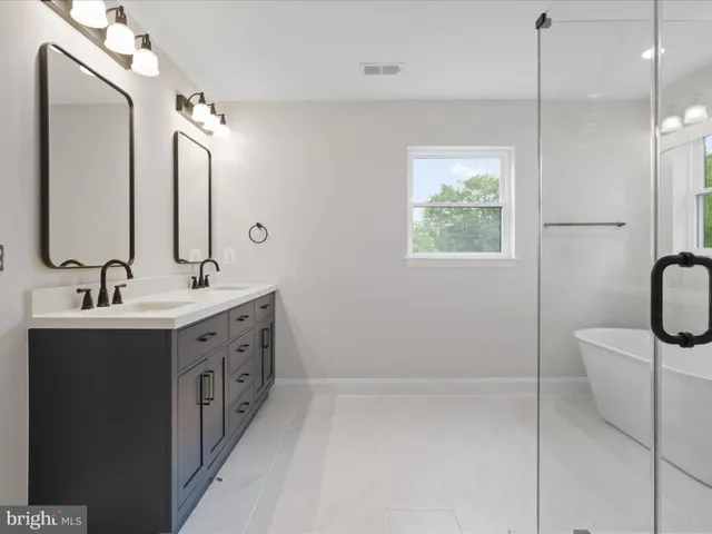 $1,500,000 | 8708 Lukens Lane, Alexandria, VA 22309