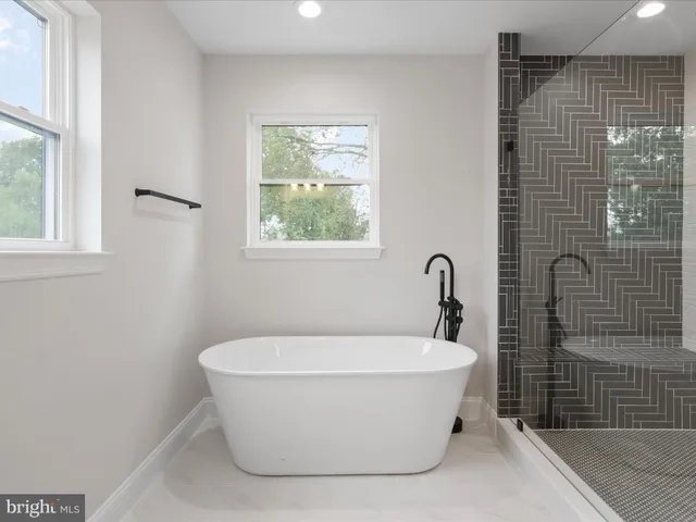 $1,500,000 | 8708 Lukens Lane, Alexandria, VA 22309