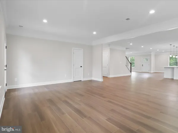$1,300,000 | 8708 Lukens Lane, Alexandria, VA 22309