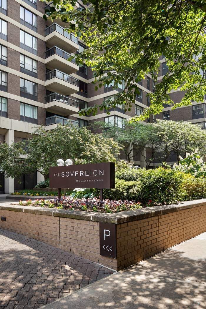 425 East 58th Street, Unit 20F Manhattan, NY 10022 - Photo 9 of 11