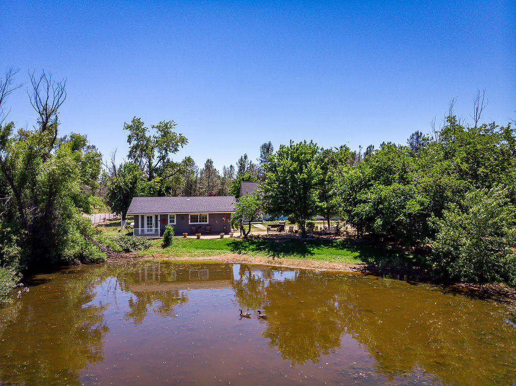 16008 Cloverdale Road Anderson, CA 96007 - Photo 4 of 64 16008CloverdaleRoad_003