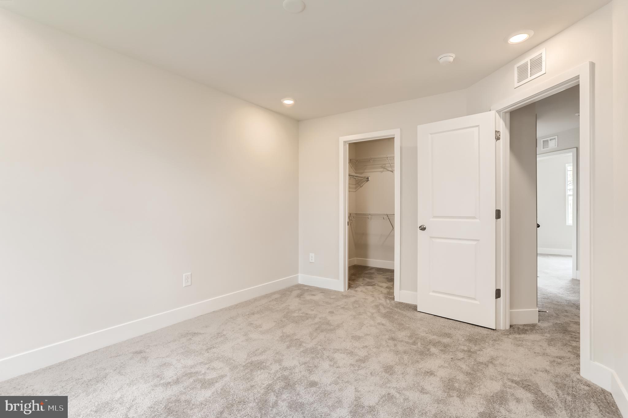 246 Waterstone Road Essex, MD 21221 - Photo 13 of 24