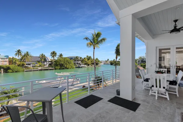 $4,695,000 | 241 Tollgate Boulevard, Islamorada, FL 33036