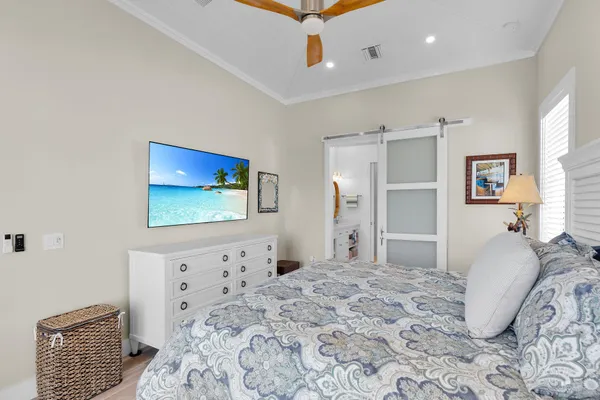 $4,695,000 | 241 Tollgate Boulevard, Islamorada, FL 33036